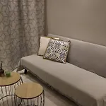 360° View Tan Apartment
